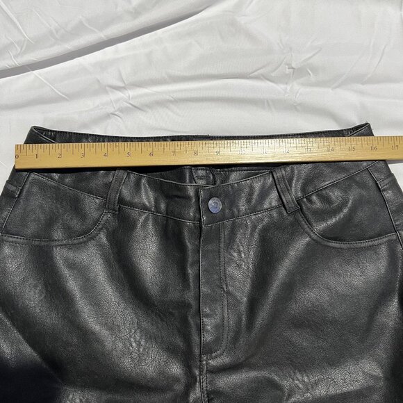 NWT Garage Women's Pantalon Straight Faux Leather Pants size 13 Washed black - Picture 3 of 11